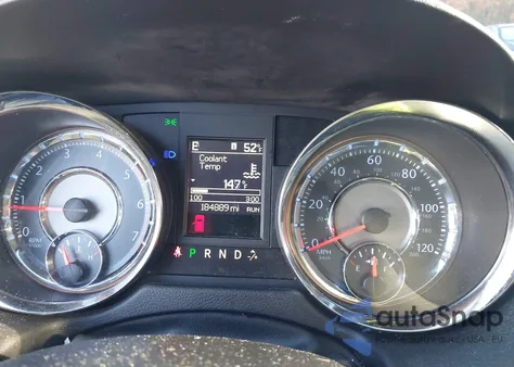 2016 Chrysler Town & Country Touring z USA, uszkodzony, nr VIN 2C4RC1BG5GR165332